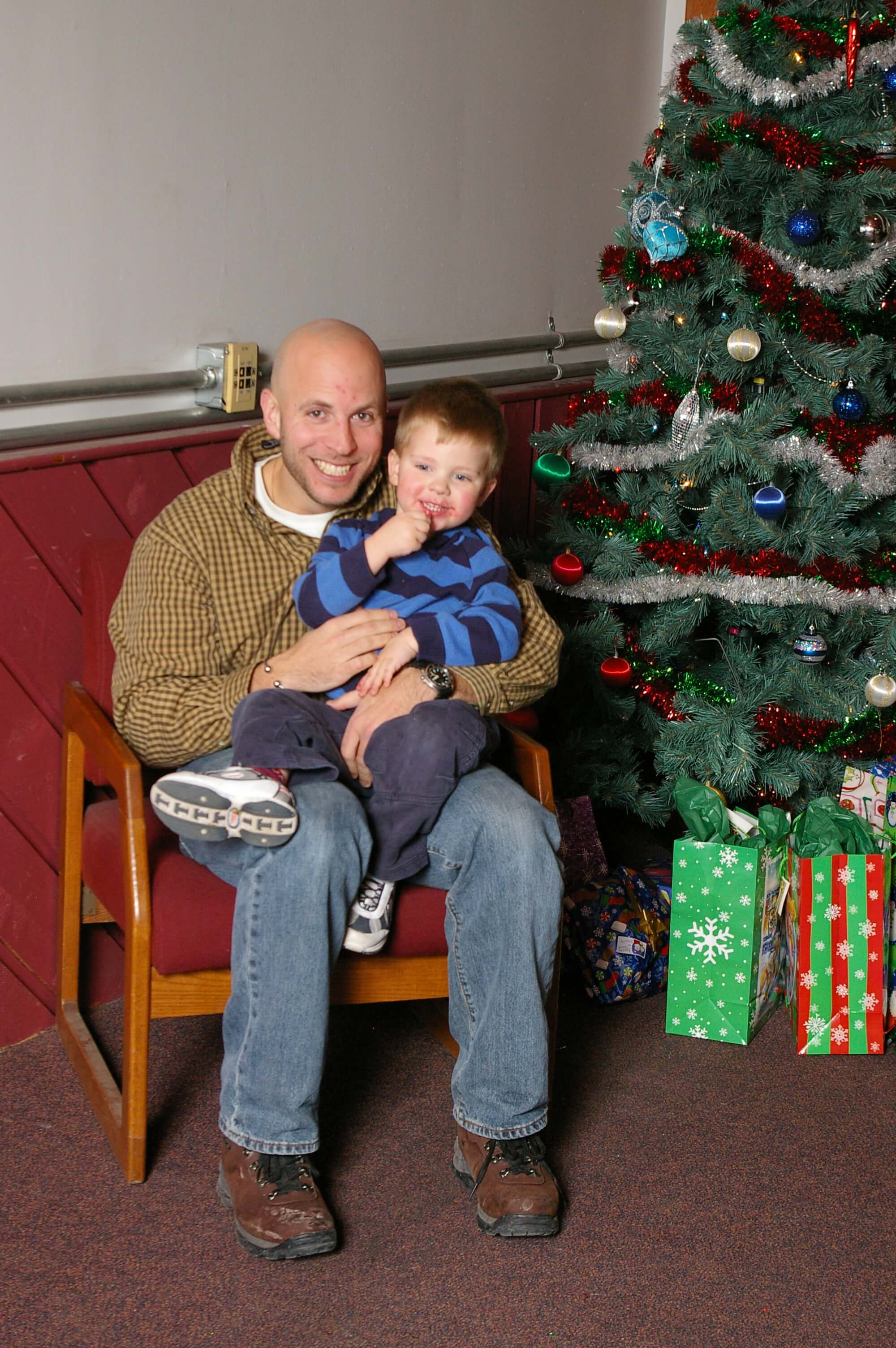 2007 Dec - Children's Christmas Party  Album